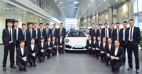 錦江保時捷中心車展 這沒有硝煙的戰(zhàn)爭_愛卡汽車
