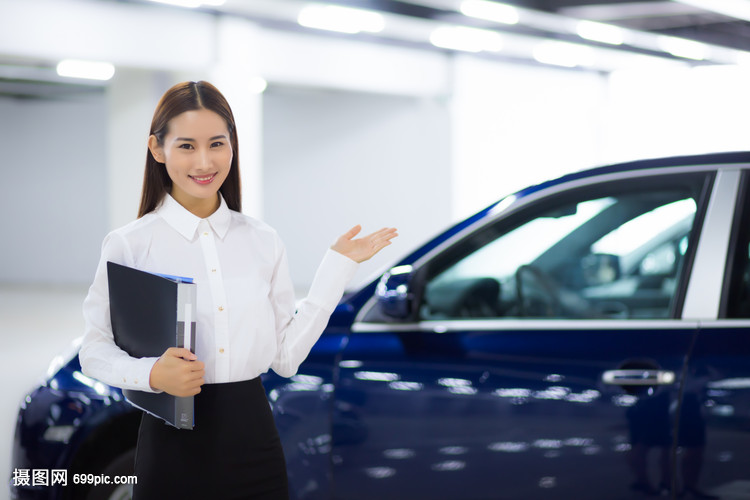 汽車銷售商務女性